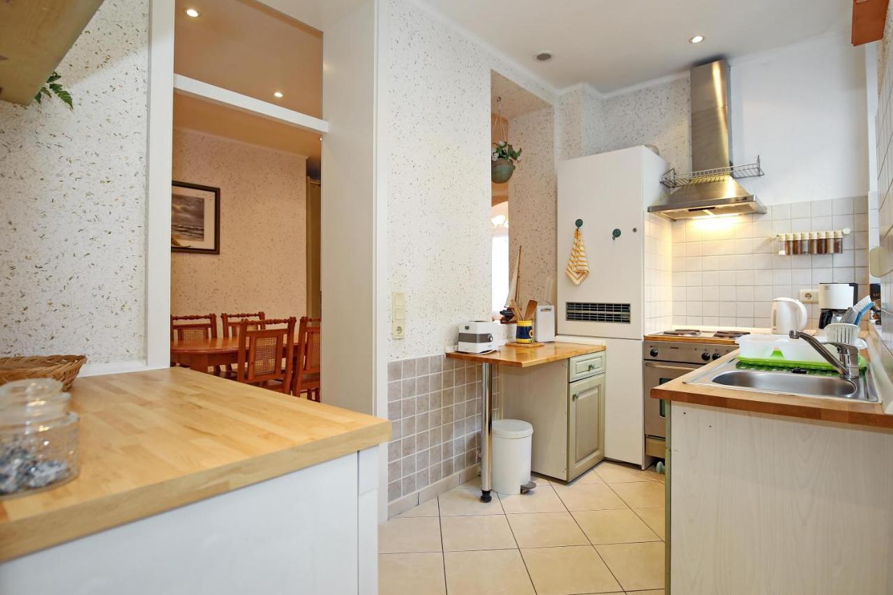 Haus Alexandra Wohnung 01 Ostseebad Kühlungsborn エクステリア 写真