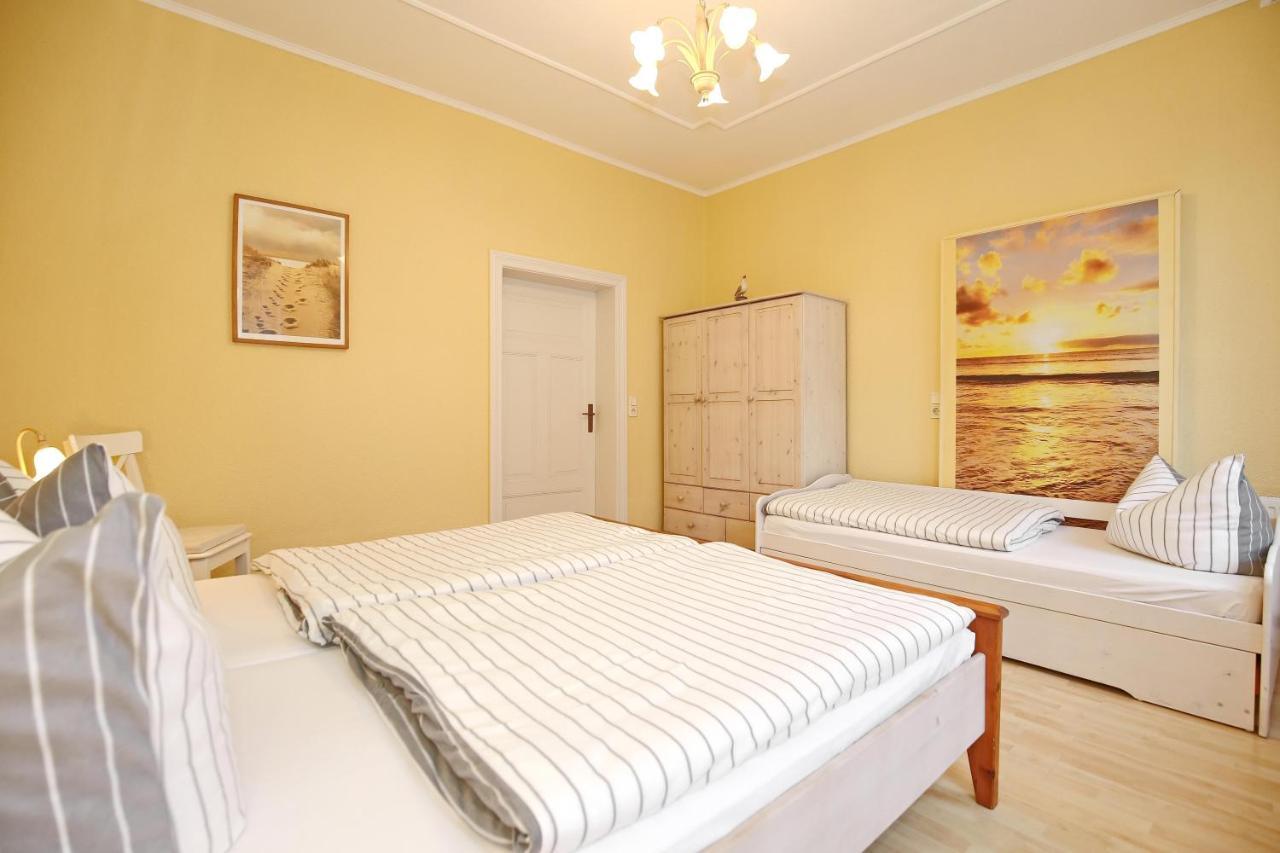 Haus Alexandra Wohnung 01 Ostseebad Kühlungsborn エクステリア 写真