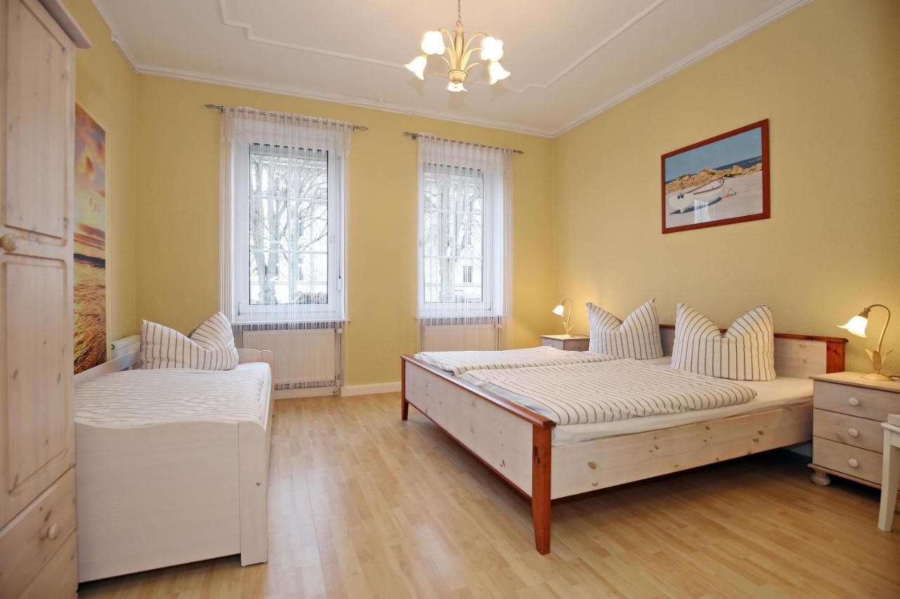 Haus Alexandra Wohnung 01 Ostseebad Kühlungsborn エクステリア 写真